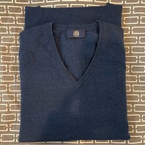 NWOT - Men’s J. Press Navy Merino Wool V Neck Sweater - M